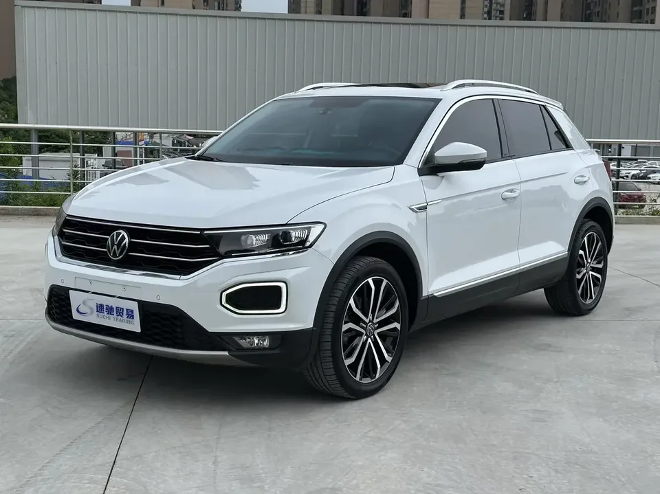 Volkswagen T-Roc TANG 2022 280TSI DSG 2WD Comfort PLUS 2023 — photo 1, buy with delivery to Moscow