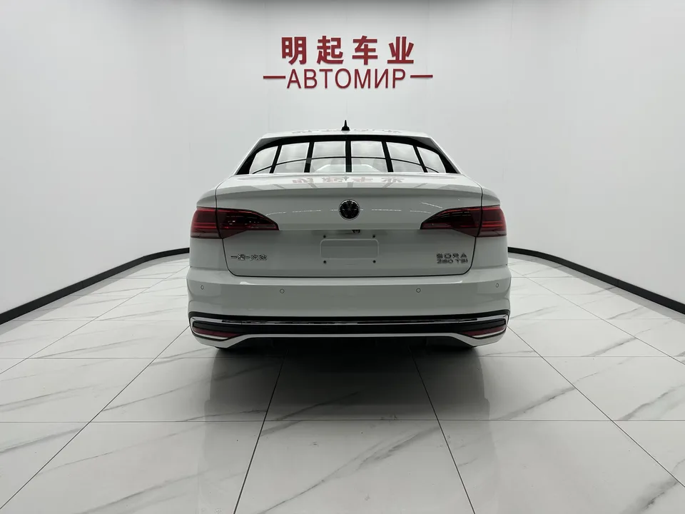 Volkswagen Bora Bora 2023 280TSI DSG Premium Edition 2023 — thumbnail 2