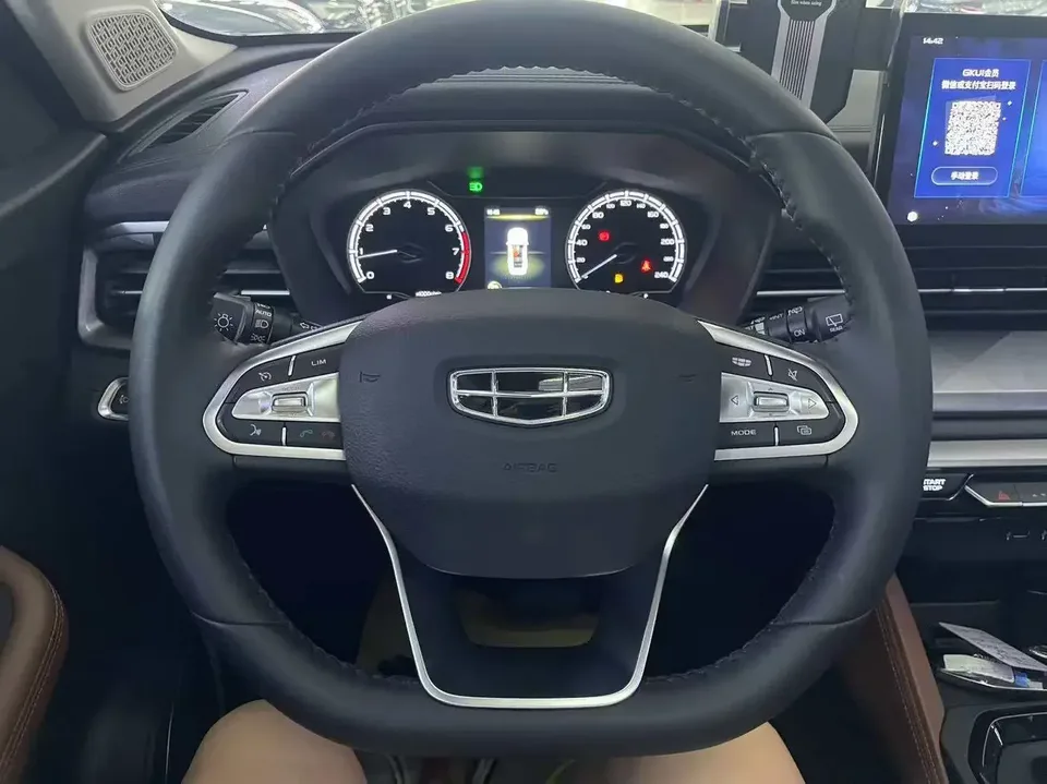 Geely Vision X6 Vision X6 2021 PRO 1.4T Automatic Premium 2023 — thumbnail 4