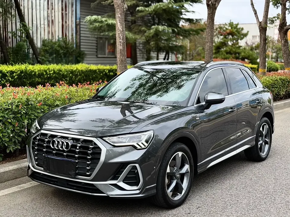 Audi Q3 Audi Q3 2023 35 TFSI Stylish Dynamic 2023 — photo 1, buy with delivery to Moscow