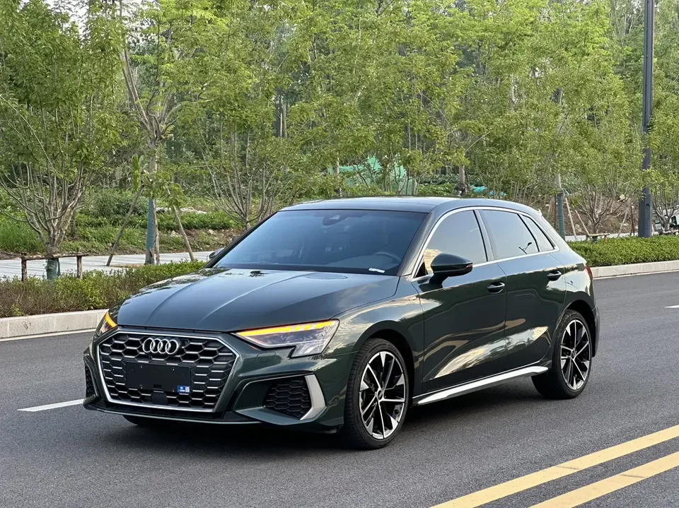 Audi A3 Audi A3 2022 Sportback 35 TFSI Stylish and sporty 2023 — photo 1, buy with delivery to Moscow