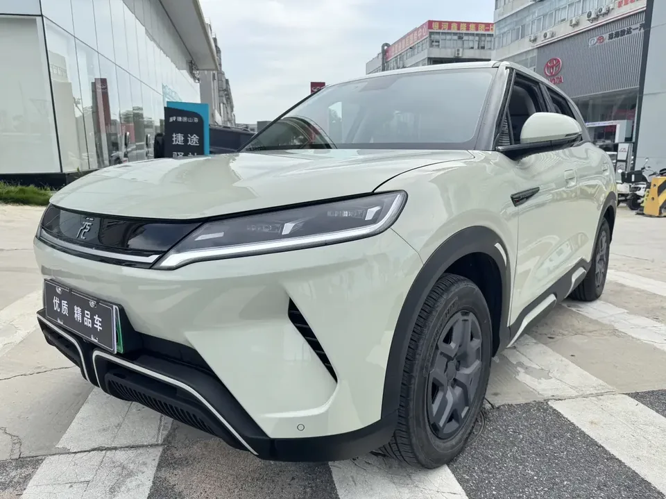 BYD Yuan Up Yuan UP 2024 401KM Vitality 2024 — photo 1, buy with delivery to Moscow