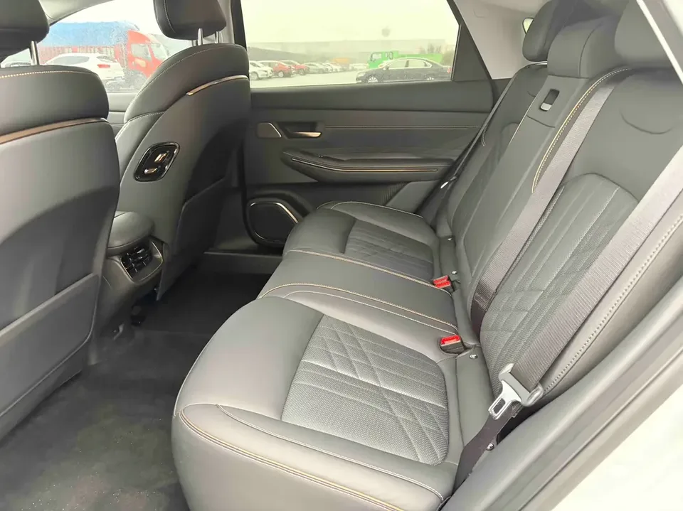 Baojun Enjoy PHEV Baojun Enjoy PHEV 2025 140km Deluxe Edition 2025 — thumbnail 3