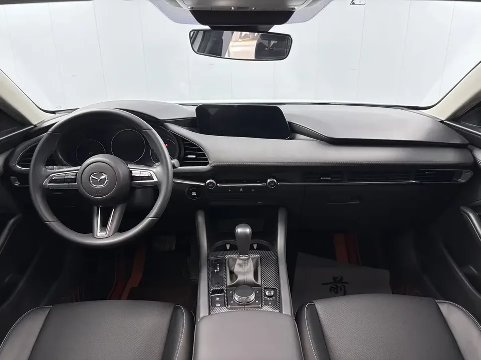 Mazda Axela Mazda3 Angkesela 2022 2.0L Automatic Elegant Edition 2022 — thumbnail 5