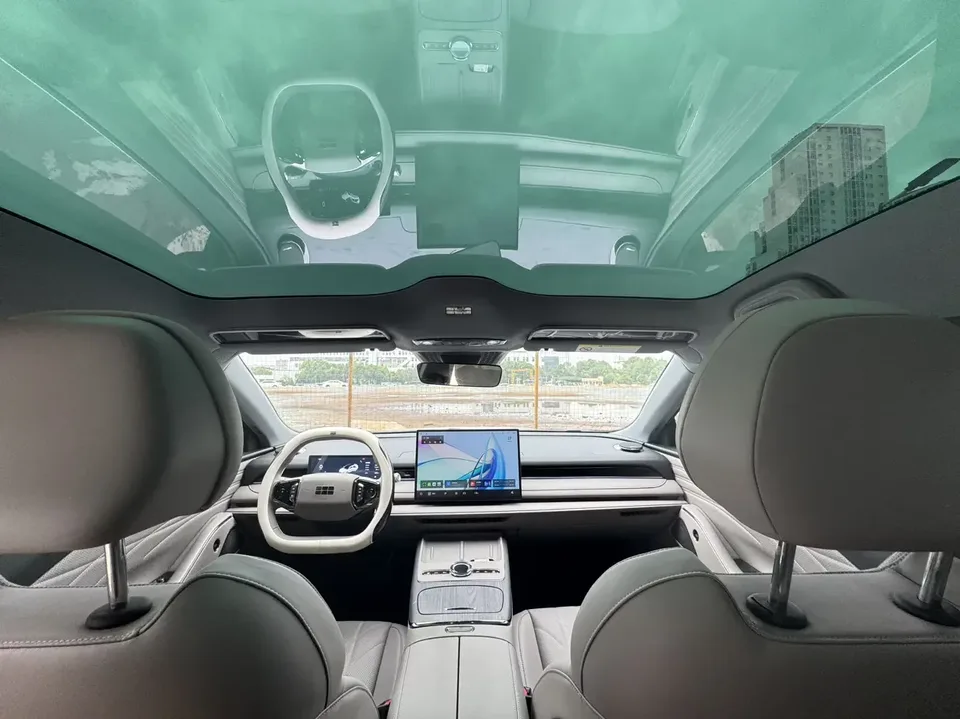 Geely Galaxy Star 8 PHEV Galaxy Star 8 PHEV 2025 130km EM-i Premium Edition 2025 — thumbnail 4