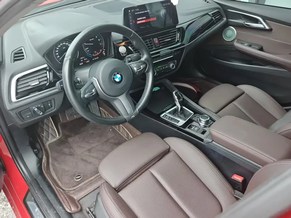 BMW 1 Series BMW 1 Series 2023 120i M Sport Night Edition 2022 — thumbnail 5