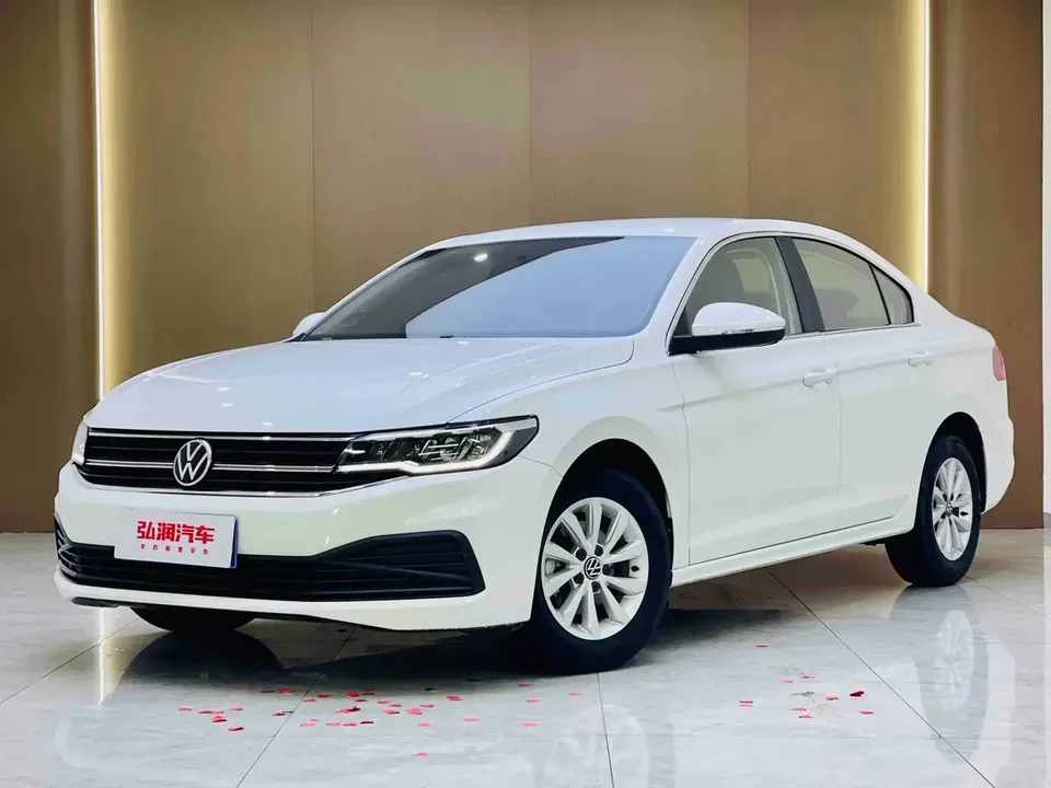 Volkswagen Bora Bora 2021 1.5L Automatic Fashion Smart Edition 2023 — photo 1, buy with delivery to Moscow