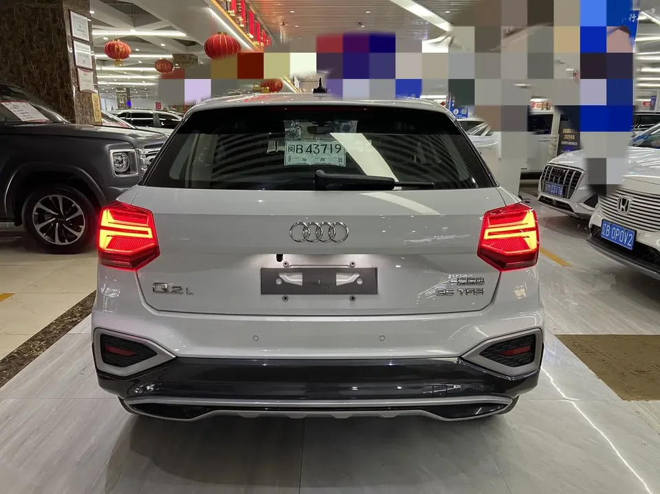 Audi Q2L Audi Q2L 2022 35 TFSI Progressive Dynamic 2022 — thumbnail 2