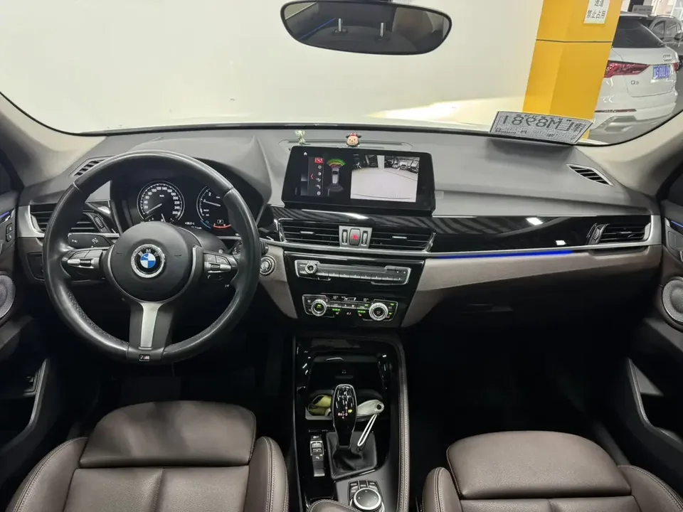 BMW X1 BMW X1 2022 sDrive20Li Premium 2022 — thumbnail 5