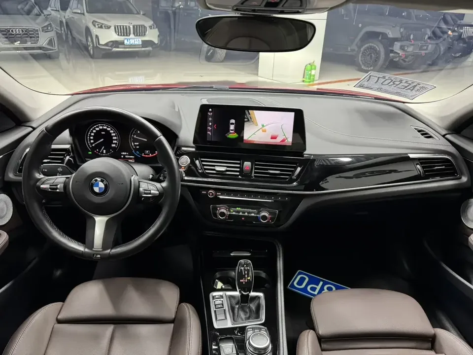 BMW 1 Series BMW 1 Series 2023 120i M Sport Night Edition 2022 — thumbnail 5