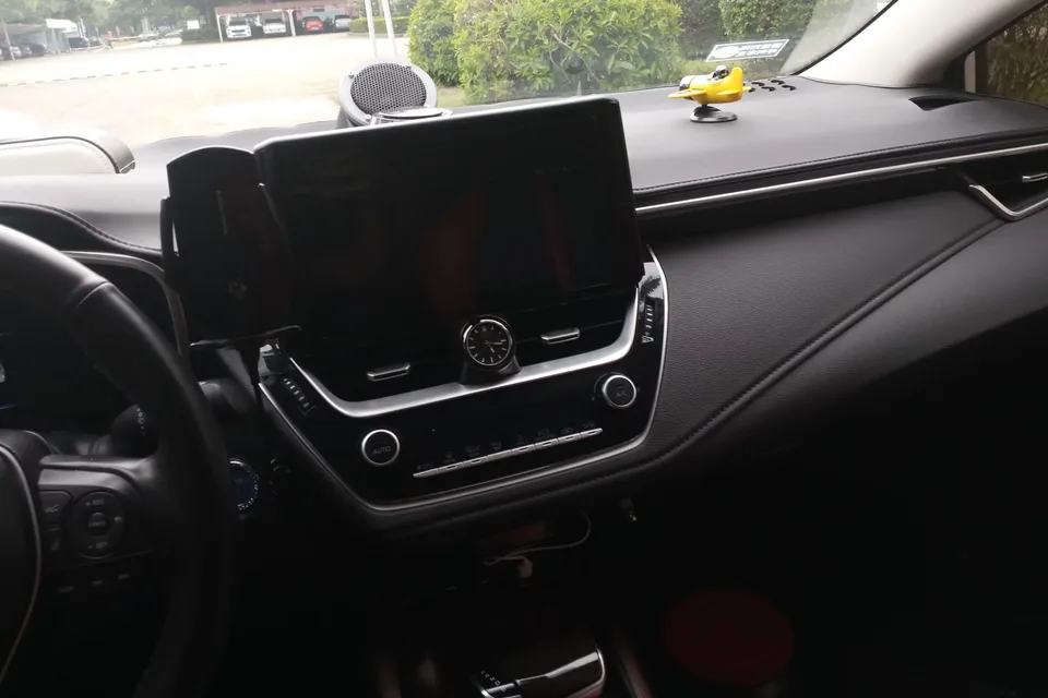 Toyota Corolla Corolla 2021 Dual Engine 1.8L E-CVT Elite Edition 2023 — thumbnail 4