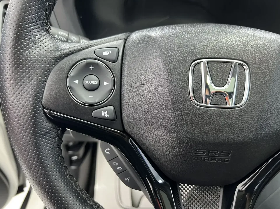 Honda VEZEL Binzhi 2022 1.5L CVT Elite Smart Edition 2022 — миниатюра 4
