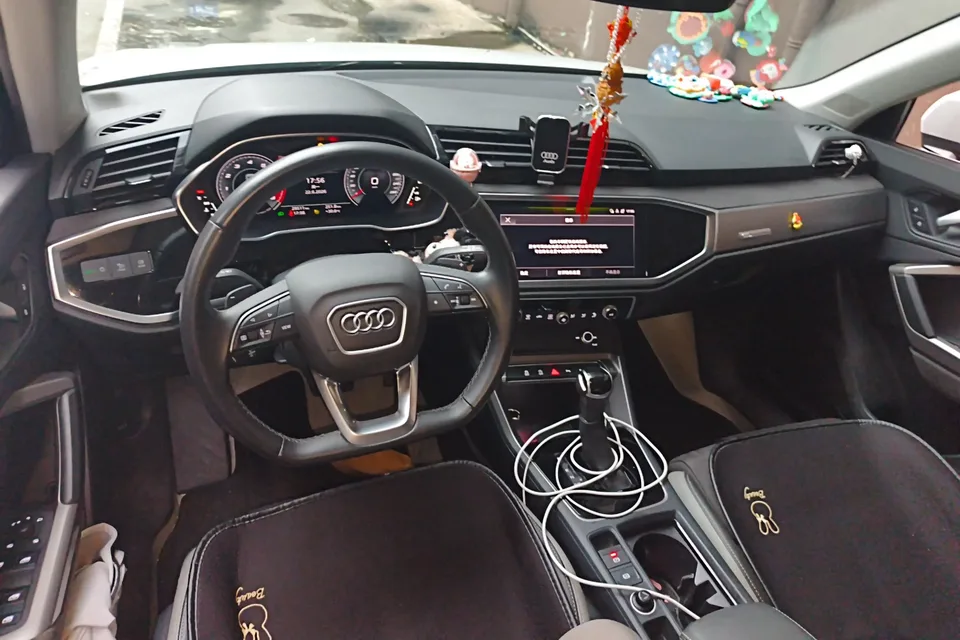 Audi Q3 Audi Q3 2022 35 TFSI Stylish Dynamic 2023 — thumbnail 4