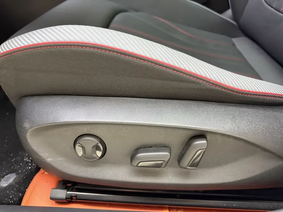 Volkswagen Lamando Lingdu 2023 Lingdu L 280TSI DSG Cool Edition 2023 — thumbnail 4