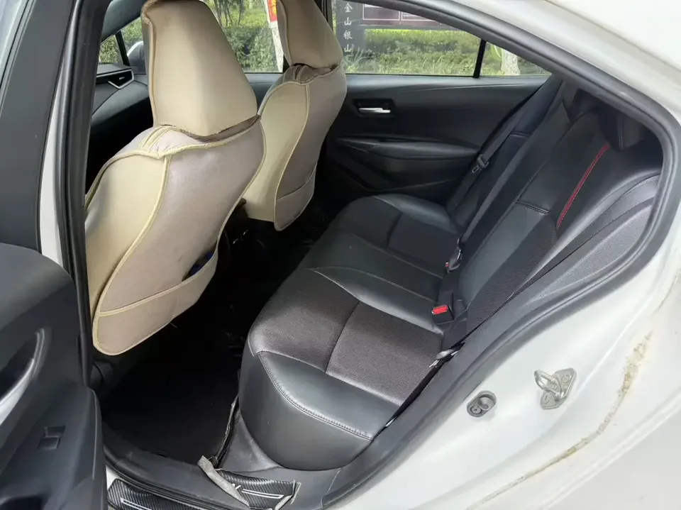 Toyota Levin Lei Ling 2022 185T CVT Sports Edition 2022 — thumbnail 3