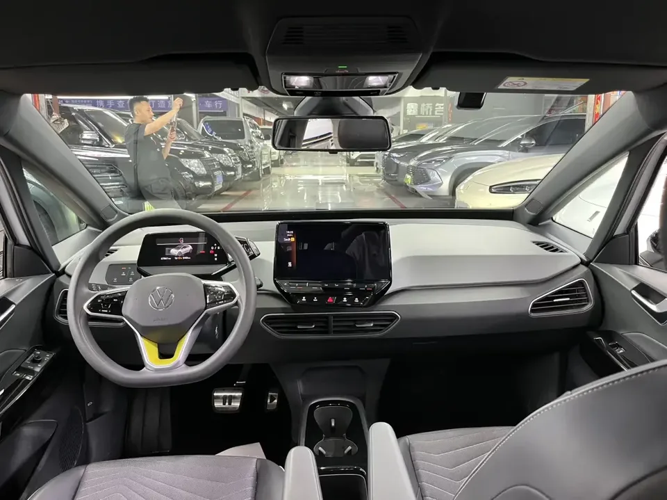 Volkswagen ID.3 Volkswagen ID.3 2023 Pure Smart Edition 2023 — thumbnail 3