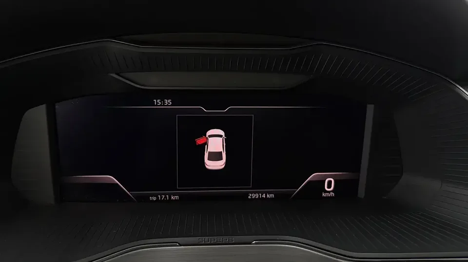 Skoda Superb Speedy 2023 Modified TSI280 DSG Premium Edition 2023 — thumbnail 3