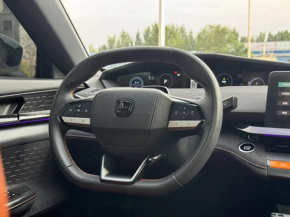 Changan UNI-V Changan UNI-V 2024 1.5T Premium Sports 2025 — thumbnail 4