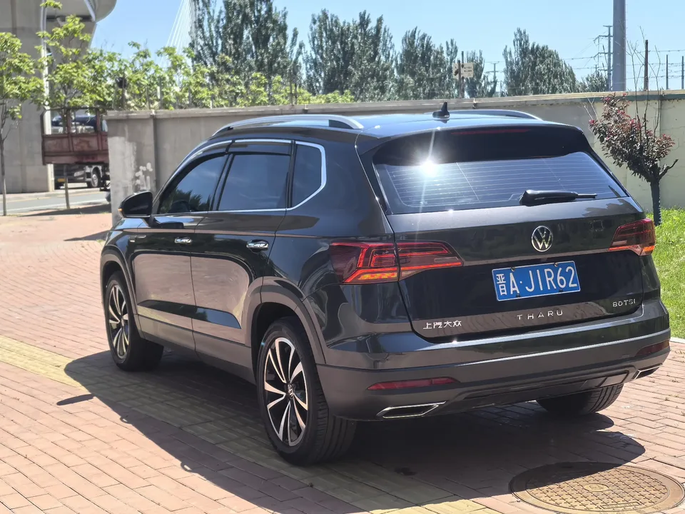 Volkswagen Tharu tuyue 2022 280TSI 2WD Deluxe Edition 2022 — thumbnail 4