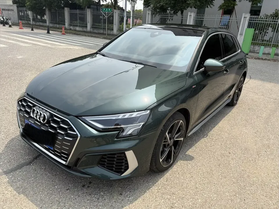 Audi A3 Audi A3 2022 Sportback 35 TFSI Stylish and Elegant 2023 — photo 1, buy with delivery to Moscow