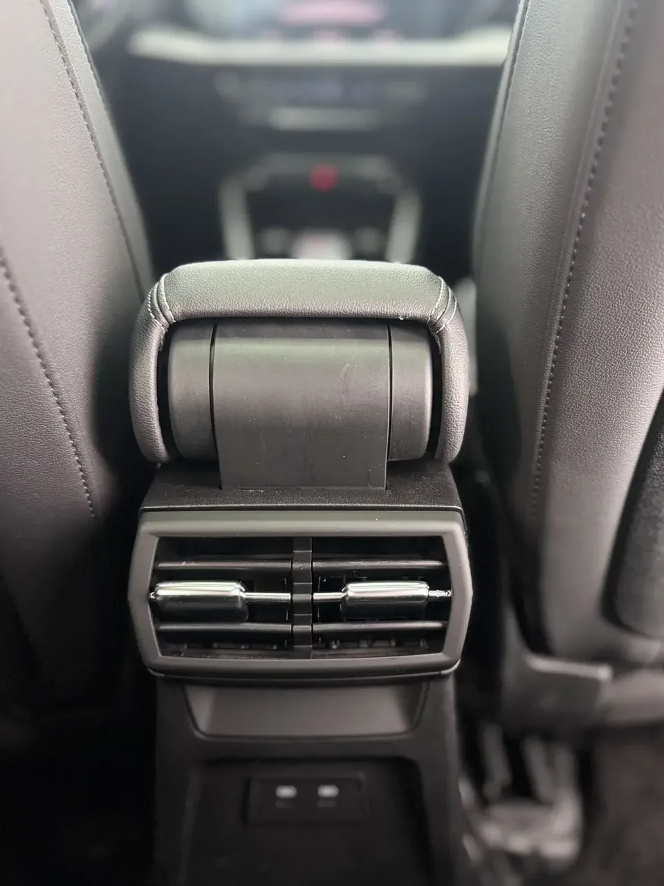 Audi A3 Audi A3 2023 A3L Limousine 35 TFSI facelift: stylish and sporty 2023 — thumbnail 3