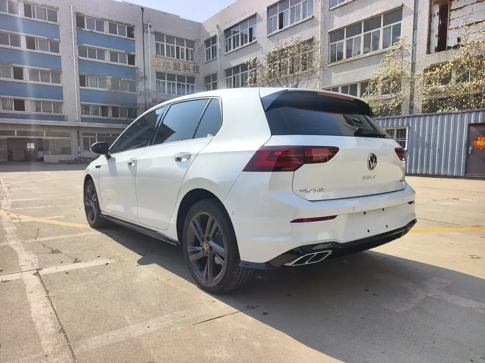Volkswagen Golf golf 2023 280TSI DSG R-Line Lite 2022 — миниатюра 4
