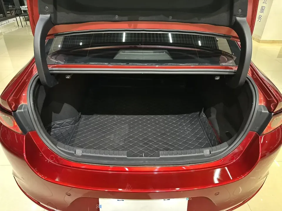 Mazda Axela Mazda3 Angkesela 2022 2.0L Automatic Elegant Edition 2022 — thumbnail 5