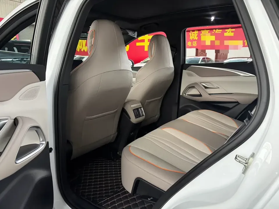 BYD Song Pro DM Song Pro DM 2023 DM-i Champion Edition 110km Excellence 2024 — thumbnail 3