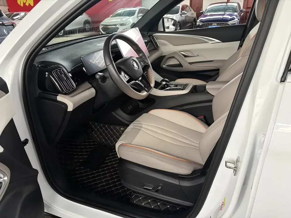 BYD Song Pro DM Song Pro DM 2023 DM-i Champion Edition 110km Excellence 2024 — thumbnail 5