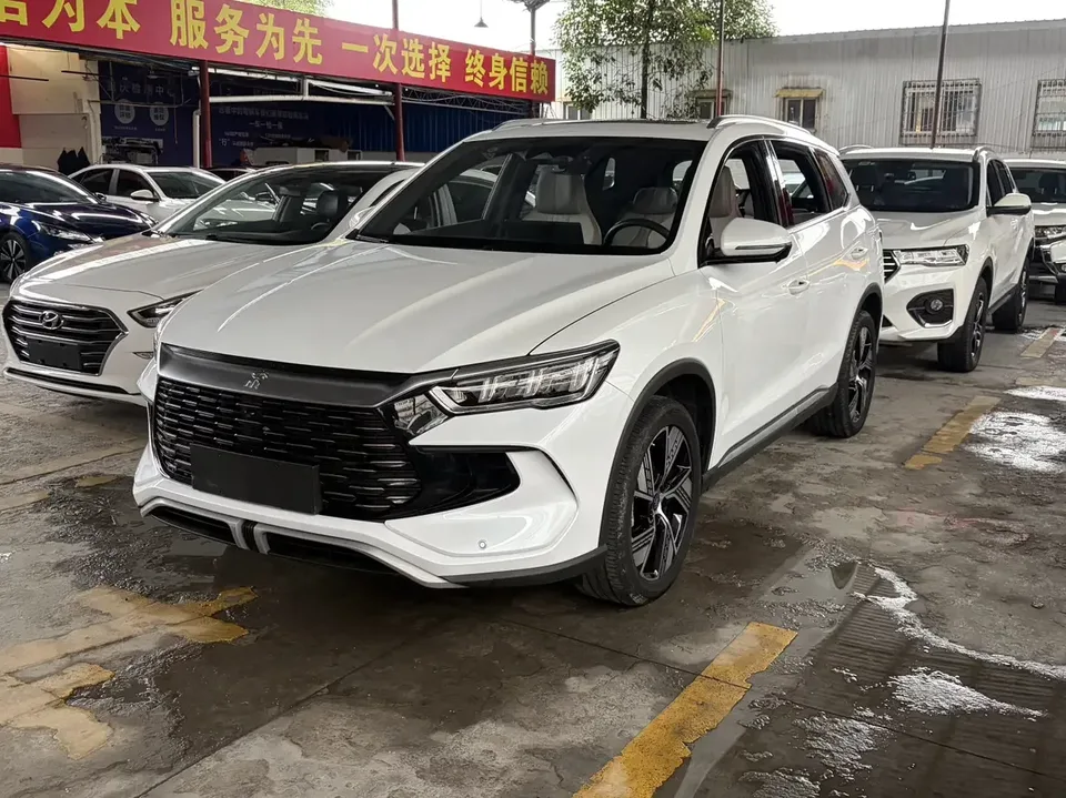 BYD Song Pro DM Song Pro DM 2023 DM-i Champion Edition 110km Excellence 2024 — photo 1, buy with delivery to Moscow