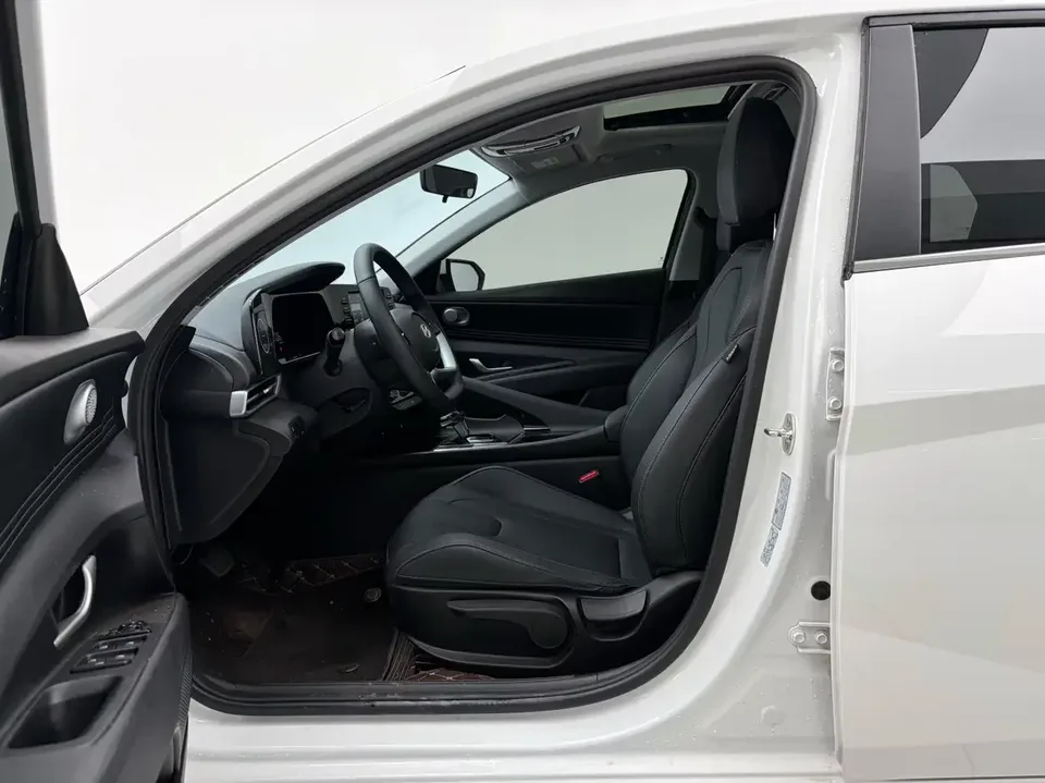 Hyundai Elantra Elantra 2023 1.5L CVT GLX Elite Edition 2025 — thumbnail 5