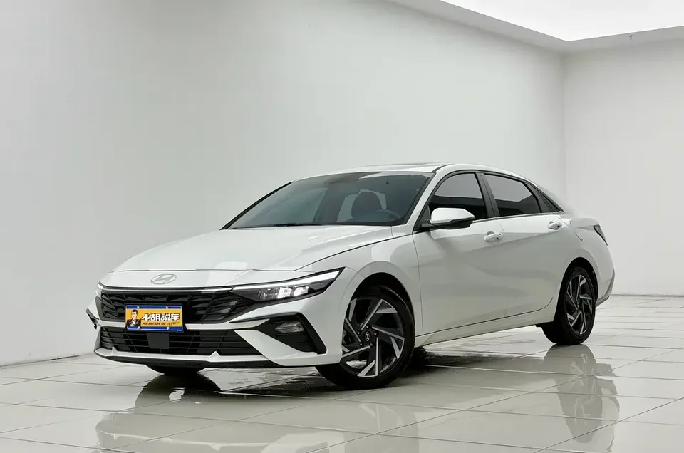Hyundai Elantra Elantra 2023 1.5L CVT GLX Elite Edition 2025 — photo 1, buy with delivery to Moscow