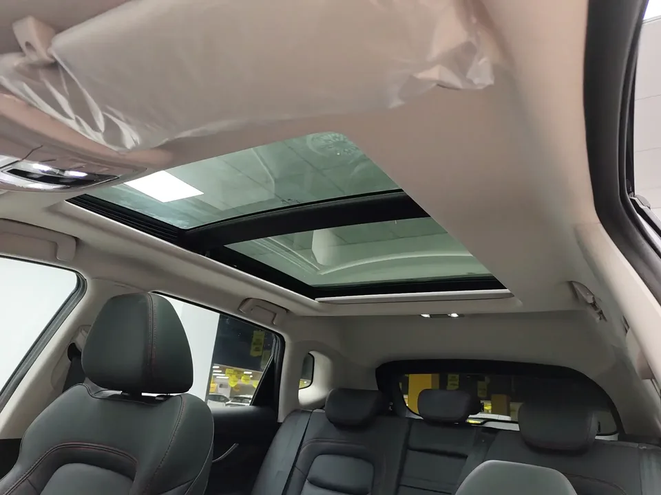 Exeed LX Chasing the stars 2024 1.5T CVT Swift Edition 2026 — thumbnail 5