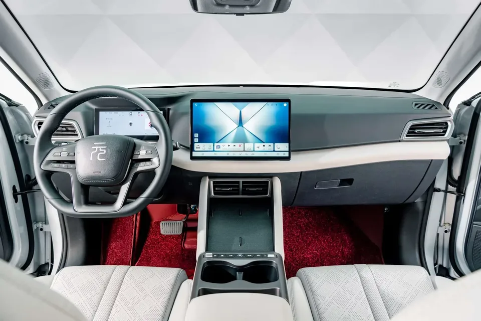 BYD Yuan Up Yuan UP 2025 Smart Driving Edition 401KM Vitality Edition 2026 — thumbnail 5