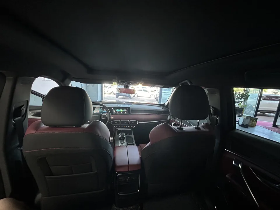 Jetour Jietu X70 PLUS Jietu X70 PLUS 2023 Ziqiang version 1.5T DCT Ziqiang PRO 5 seats 2023 — миниатюра 4