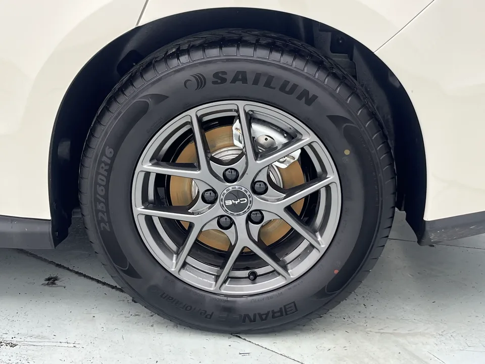 BYD Seal 06DM Seal 06DM 2025 DM-i 80KM Deluxe Smart Driving Edition 2025 — thumbnail 3