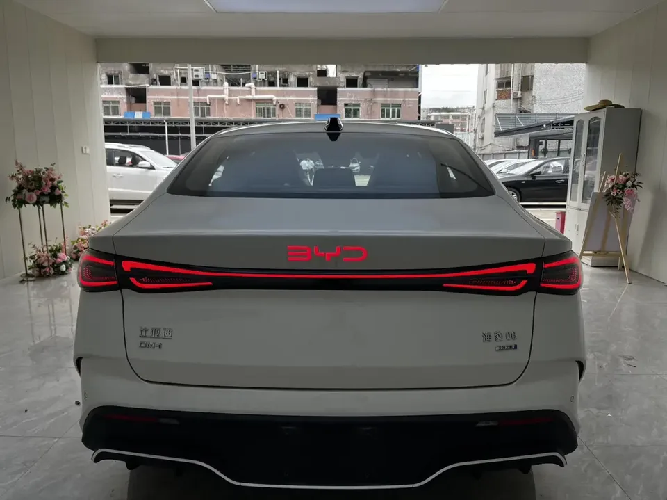 BYD Seal 06DM Seal 06DM 2025 DM-i 80KM Deluxe Smart Driving Edition 2025 — thumbnail 2