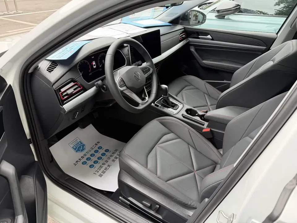 Volkswagen Lavida Lavida 2024 300TSI DSG Starry Sky Leading Edition 2024 — thumbnail 3