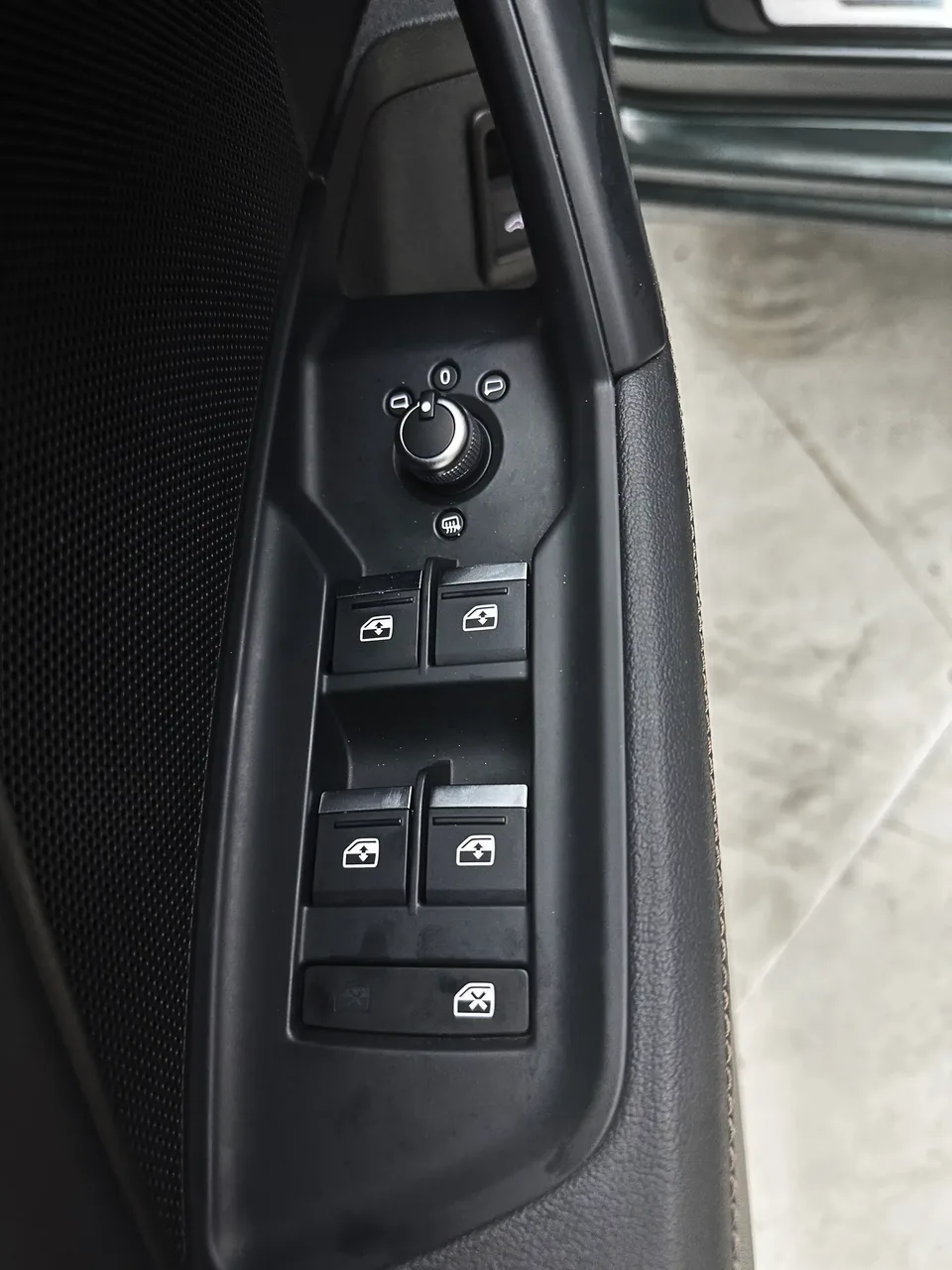 Audi A3 Audi A3 2021 Sportback 35 TFSI Stylish and sporty 2022 — thumbnail 3