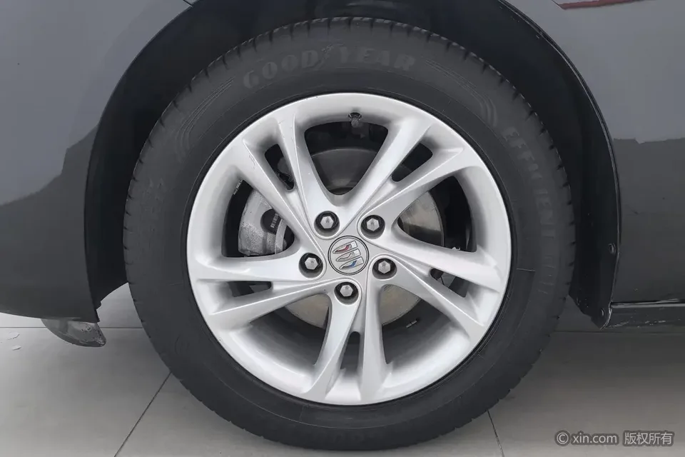 Buick Majesty Majesty 2024 25T Super Edition 2024 — thumbnail 2