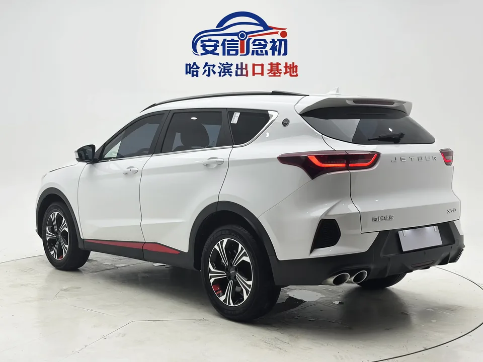 Jetour Jietu X70 Jietu X70 2023 1.5T DCT Beyond PRO 5 Seaters 2023 — миниатюра 2