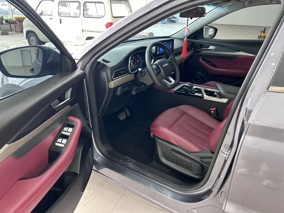 Jetour Jietu X70 Jietu X70 2023 1.5T DCT Dream Edition 5 Seaters 2023 — thumbnail 3