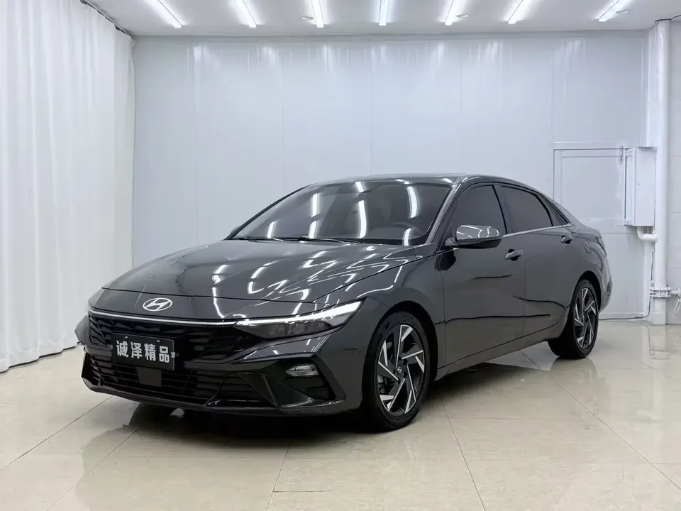 Hyundai Elantra Elantra 2023 1.5L CVT LUX Premium Edition 2024 — photo 1, buy with delivery to Moscow