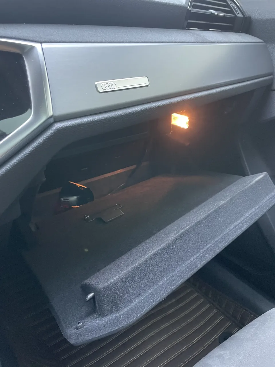 Audi Q3 Audi Q3 2022 35 TFSI Stylish Dynamic 2022 — thumbnail 4