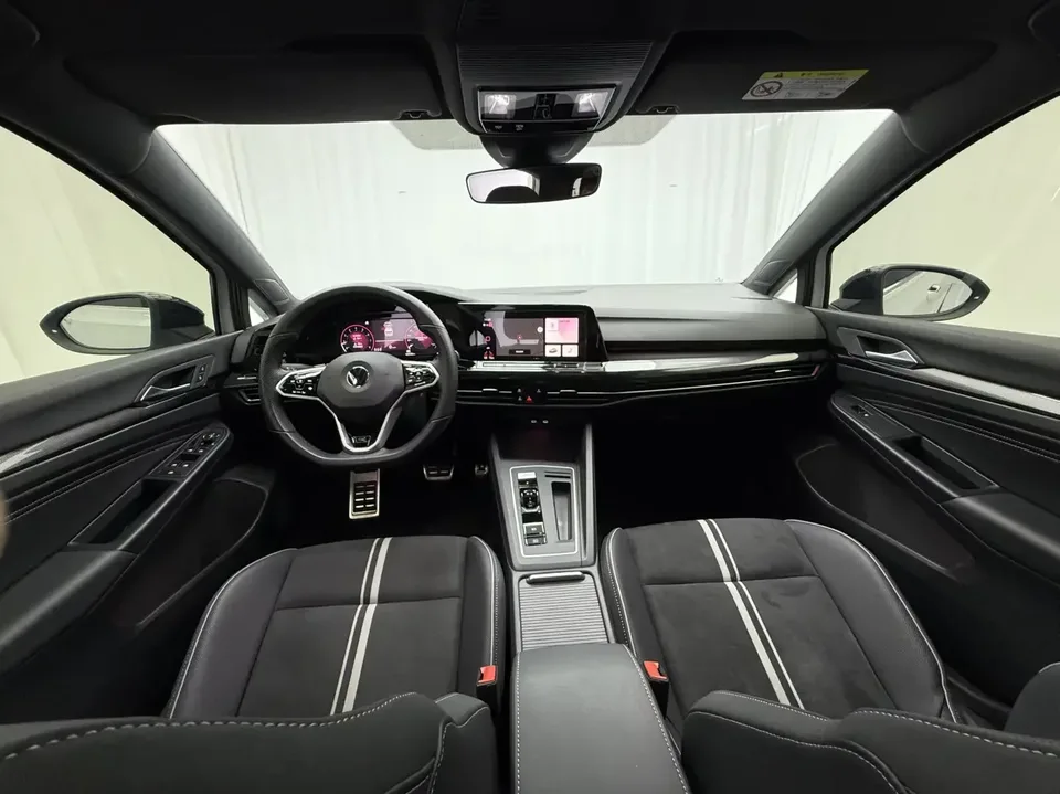 Volkswagen Golf golf 2021 280TSI DSG R-Line 2022 — миниатюра 5