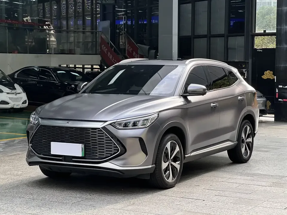 BYD Song PLUS DM Song PLUS DM 2021 DM-i 110KM 2WD Flagship PLUS 2023 — photo 1, buy with delivery to Moscow