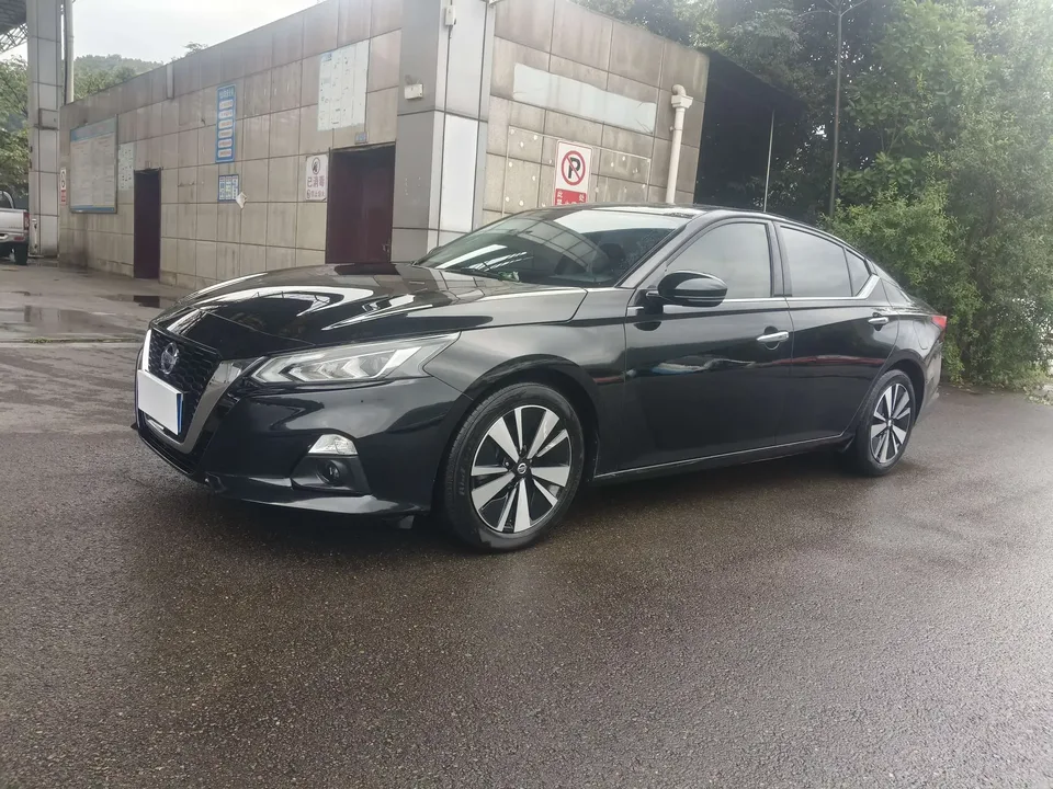Nissan Altima Sound of nature 2020 Modified 2.0L XL Upper Smart Edition 2022 — photo 1, buy with delivery to Moscow