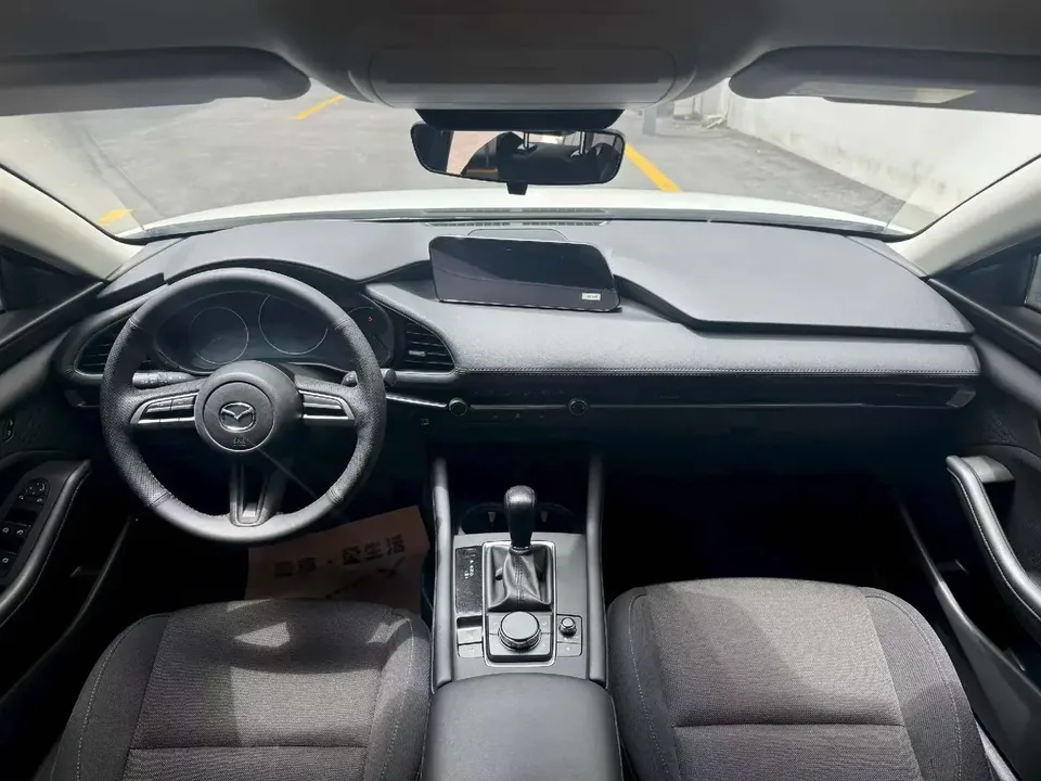 Mazda Axela Mazda3 Angkesela 2023 2.0L Automatic Quality Edition 2024 — thumbnail 2