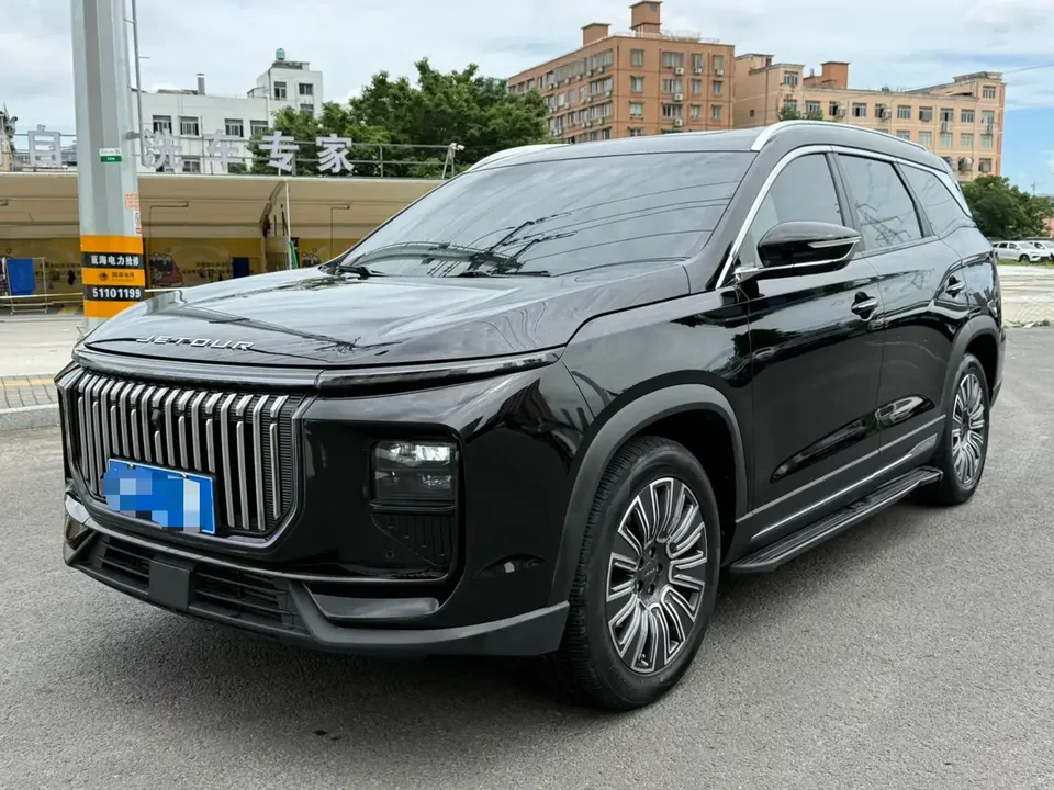 Jetour X90 Pro JETOUR X90 PRO 2024 1.6TD DCT Deluxe Edition 2024 — photo 1, buy with delivery to Moscow