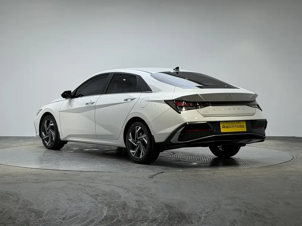 Hyundai Elantra Elantra 2023 1.5L CVT GLX Elite Edition 2025 — thumbnail 2